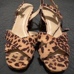 Animals print thick heals